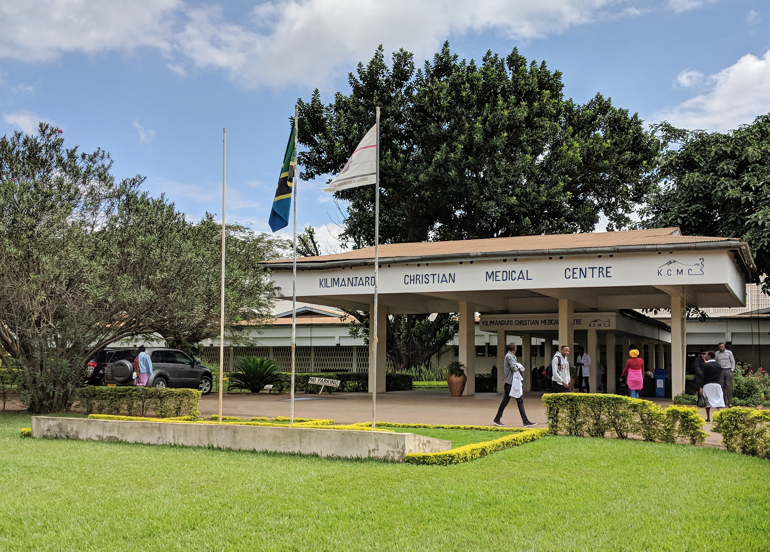 outside image of school