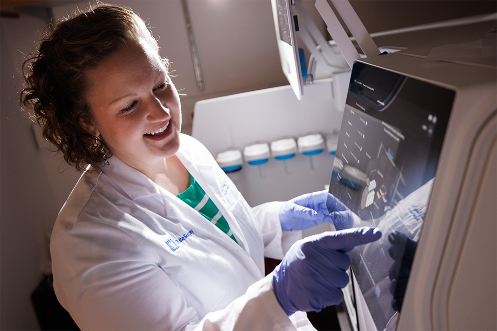Crosby in her lab